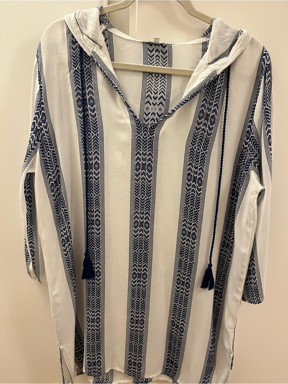 En Creme White and Navy Striped Hooded Swim Cover-up/Tunic - Size Small
